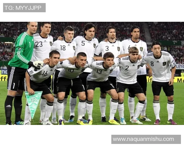 世界足球明星齐聚一堂激情对决尽显足球魅力与友谊的盛宴