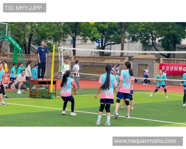 成都排球队在锦标赛中的比赛经验与表现分析与点评