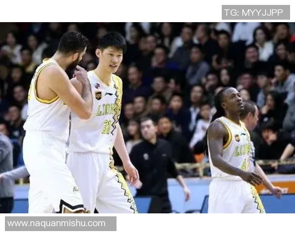 成都羽毛球队在冠军赛积分榜上以58分稳居第一名展现强劲实力