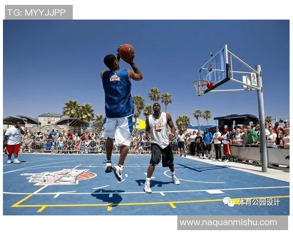 篮球足球明星在大街上互动引发粉丝热潮展现运动魅力与街头文化的完美结合 篮球足球明星在大街上互动引发粉丝热潮展现运动魅力与街头文化的完美结合